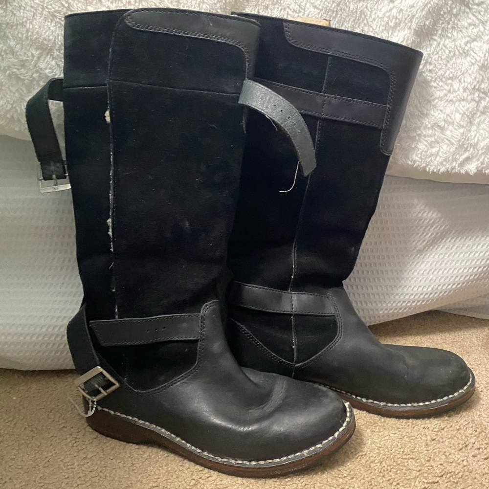 Black Ugg Boots